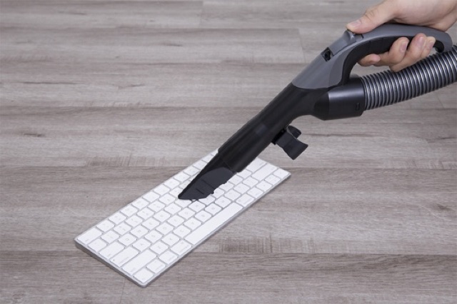 Máy hút bụi Panasonic MC-CL565KN46