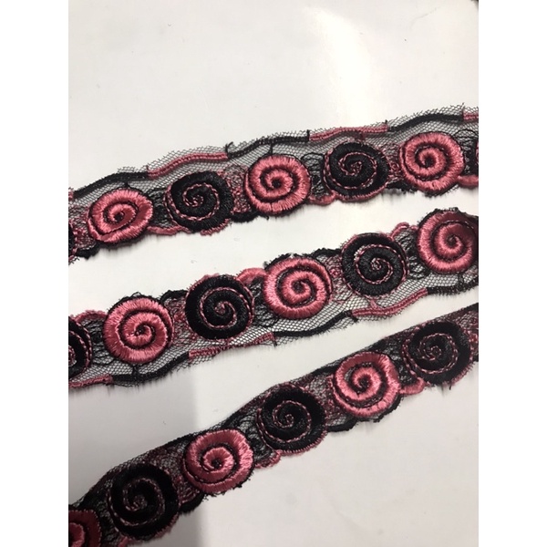 2 mét ren trang trí họa tiết tròn 2,5cm-4cm (Shop giao đơn tiền hàng từ 50k)