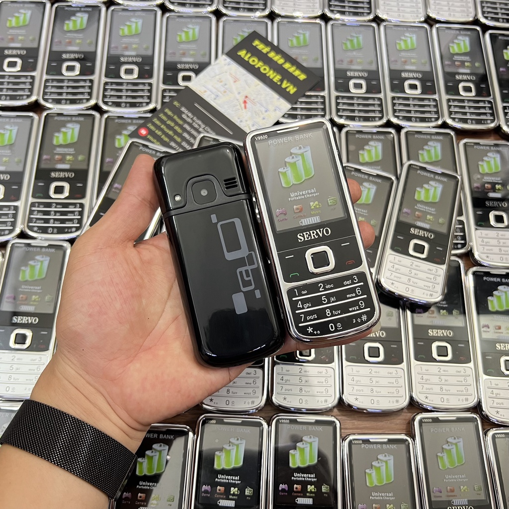 ĐIỆN THOẠI 4 SIM SERVO V9500 NHỎ GỌN LƯU 500 SỐ 23 TRÒ CHƠI