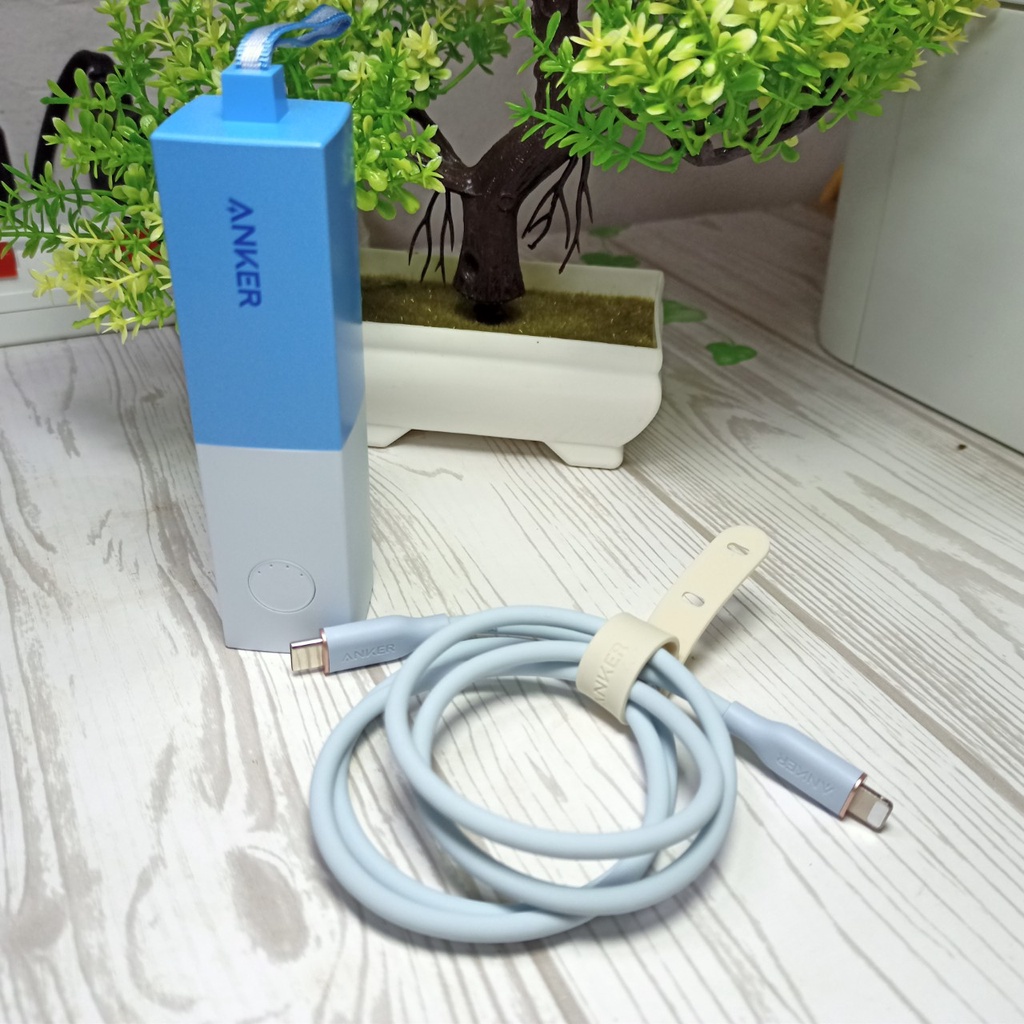 Củ Sạc Kiêm Pin Dự Phòng Thỏi Son Anker A1633 5.000mAh, 1 Cổng Type C Sạc Nhanh 20W Cho Iphone, Androi