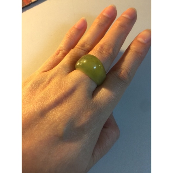 Nhẫn hoà điền si tuyển