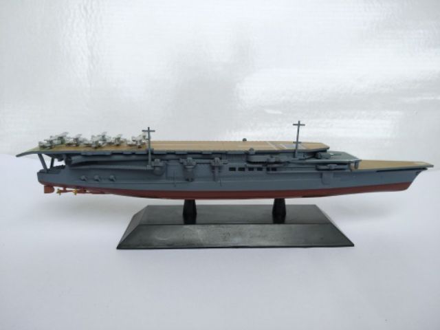 Mô hình tàu chiến