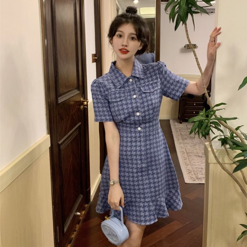 Denim dress women's 2022 summer new vintage Ruffle slim skirt ins temperament short sleeve Platycodon skirt