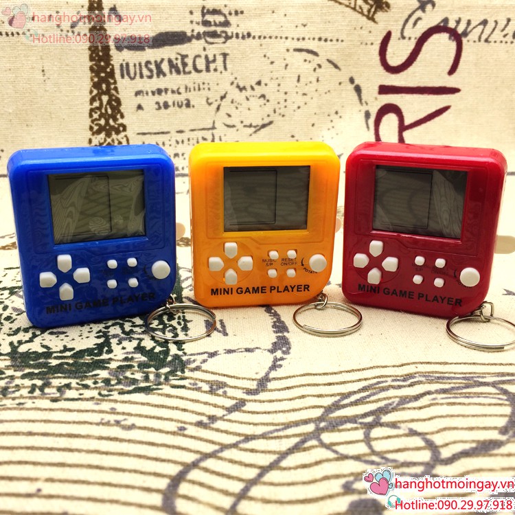 Móc chìa khóa kiêm máy chơi game cổ điển C112 | BigBuy360 - bigbuy360.vn