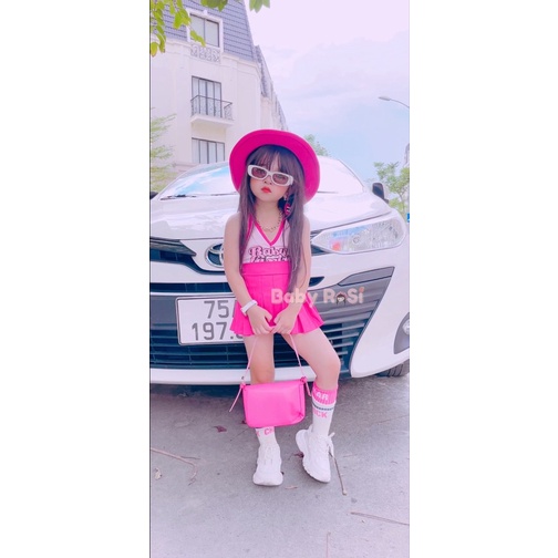 Áo yếm cổ V cho bé