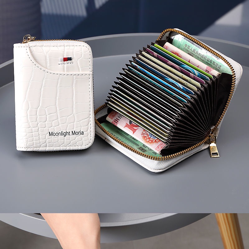 Ví Nam Châm Đựng Thẻ ID Đa Năng Tiện Dụng