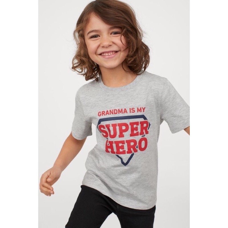 Áo phông Grandma is my hero cho bé trai lớn săn sale web UK size 1.5-2y, 2-4y,8-10y