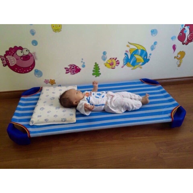 Giường lưới cho bé 