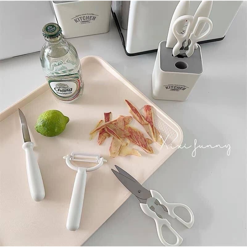 Bộ dao nhà bếp 6 món Korea Kitchen kèm kệ cắm kháng khuẩn sắc bén