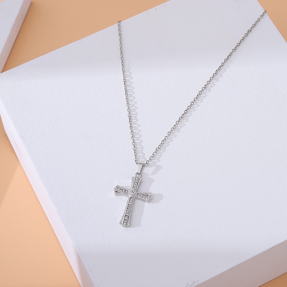 Vòng cổ Mặt Hình Thánh Giá Đính Đá Zircon Thời Trang Cho Nam Và Nữ