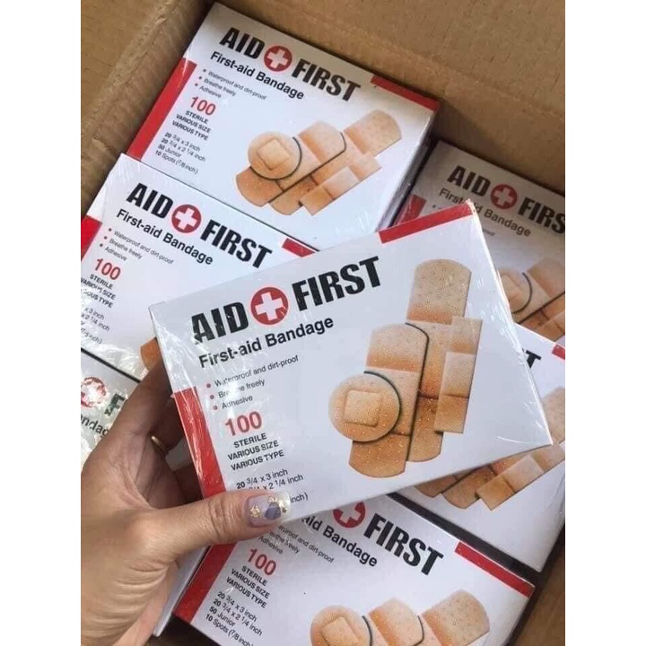 Hộp 100 Miếng Băng Dán Cá Nhân 4 Size Doctor Tiện Lợi