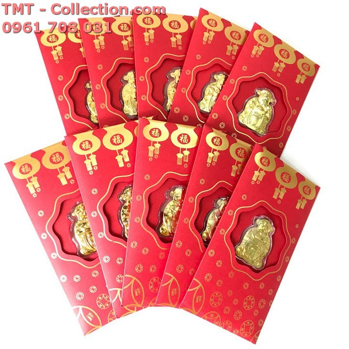 Bao Lì Xì Thần Tài Mạ Vàng Thường, bao lì xì đỏ đi kèm với một mặt hình Thần Tài được khắc đầy tinh xảo - SP000279