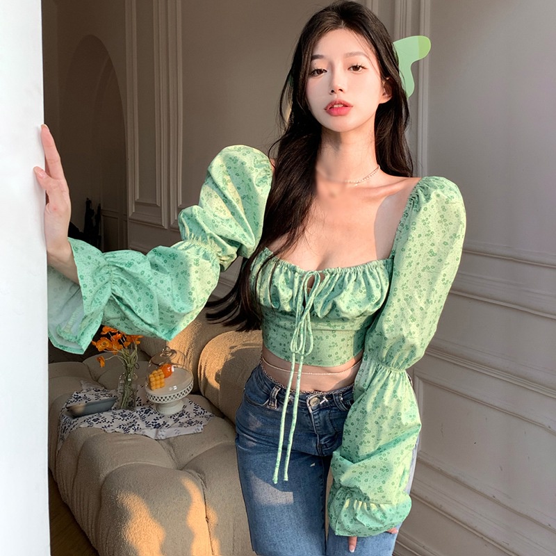 Áo Croptop Tay Dài Cổ Vuông Phối Bèo Họa Tiết Hoa Thời Trang Mùa Thu Cho Nữ