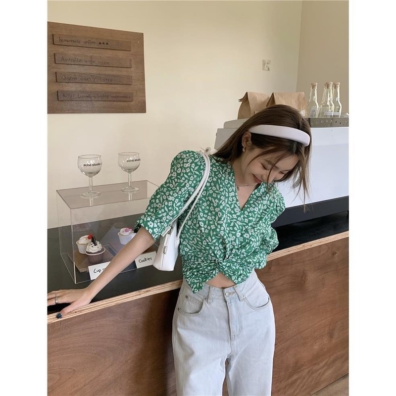 Áo Kiểu Tay Ngắn Cổ Chữ V In Họa Tiết Hoa Nhí Xinh Xắn Thời Trang Phong Cách Pháp Cho Nữ