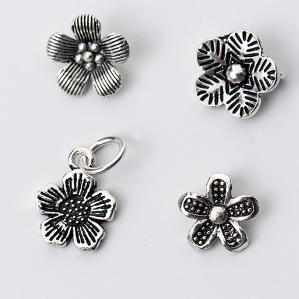 Charm bạc hoa 5 cánh mặt treo 1 (#3)