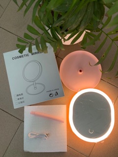 Gương Trang Điểm Có Đèn LED
