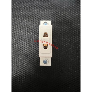 Ổ cắm 2 chấu trên thanh cài-thanh din