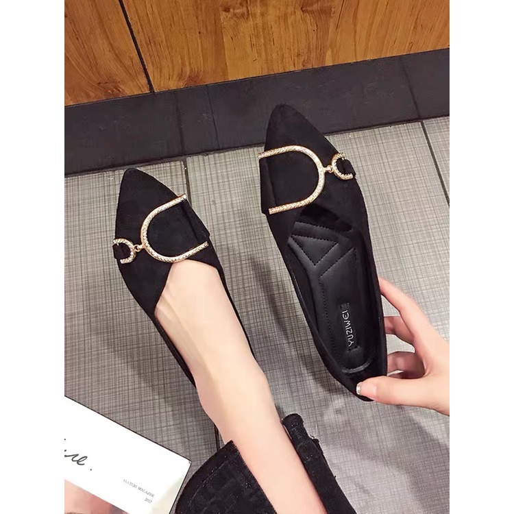 Giày búp bê nữ mũi nhọn đính khóa chữ D siêu đẹp