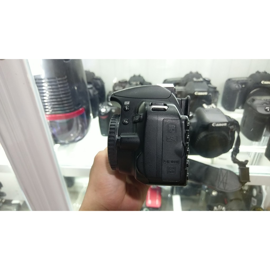 Máy Ảnh DSLR Nikon D3100 quay phim FullHD 1080p