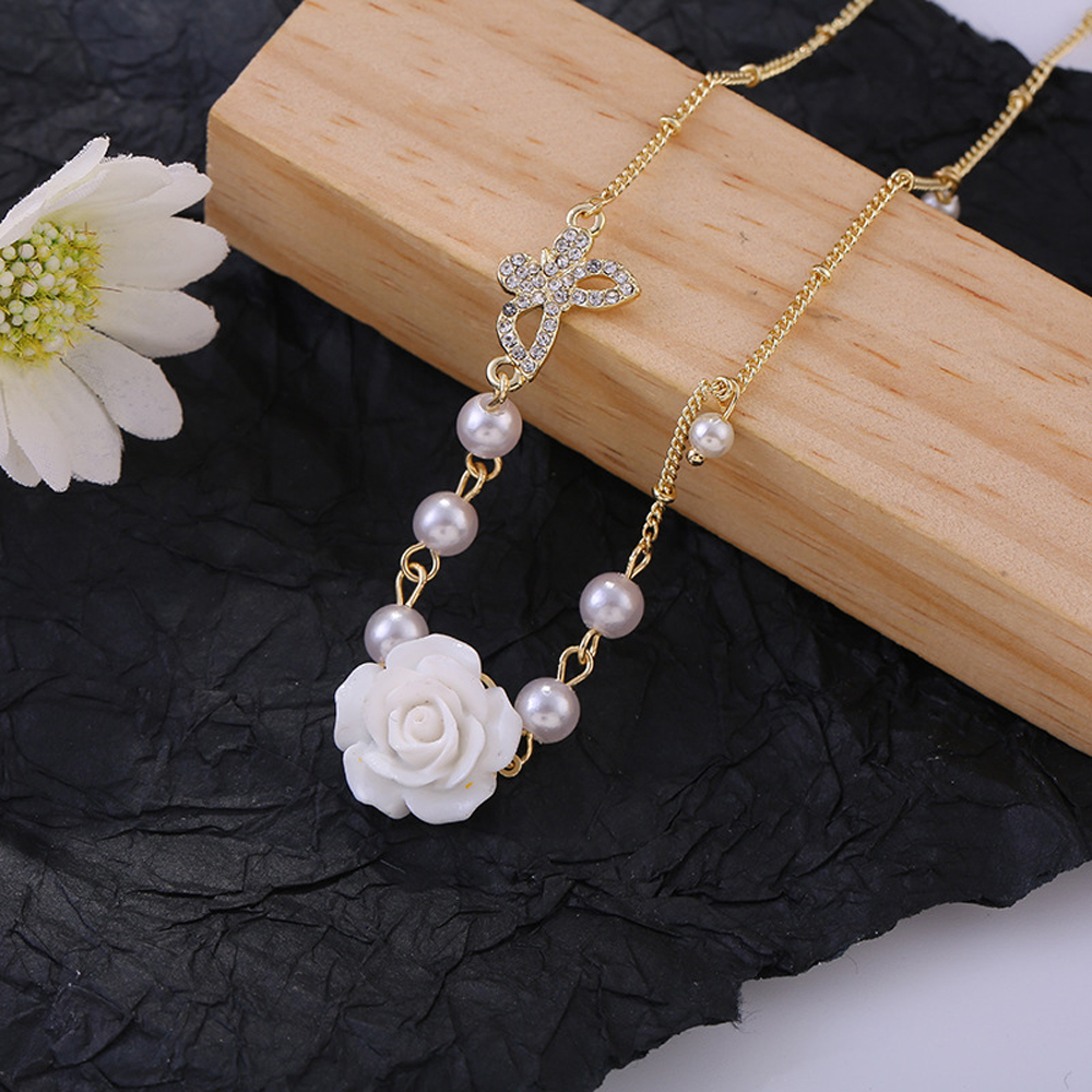 vòng cổ Kim Loại Mặt Hình Bươm Bướm Đính Ngọc Trai Giả Thời Trang Cho Nữ