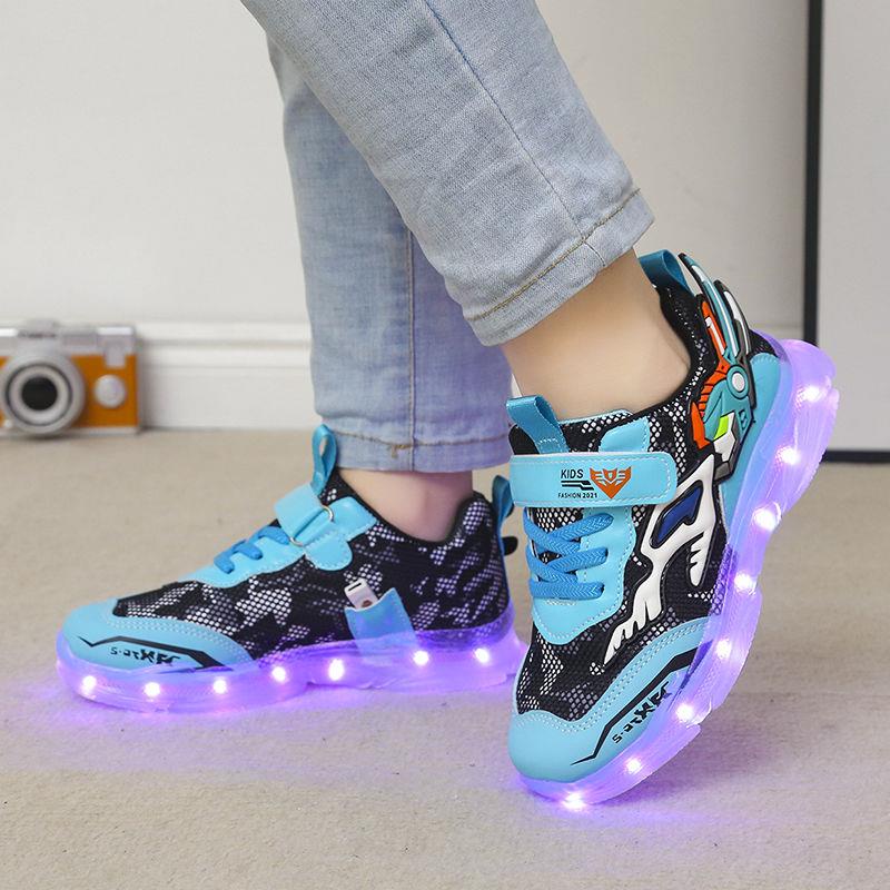 Giày Sneaker Có Đèn Phát Sáng Hình Pikachu Dễ Thương Cho Bé