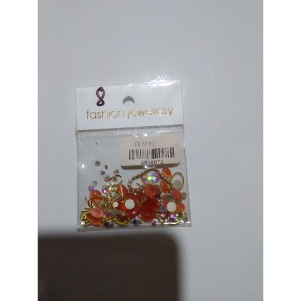 Hình champ trang trí móng nail đẹp nhiều mẫu