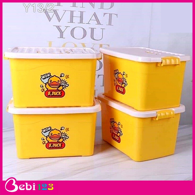 Thùng 10 gói khăn giấy ướt Vịt Vàng tiện dụng cho bé