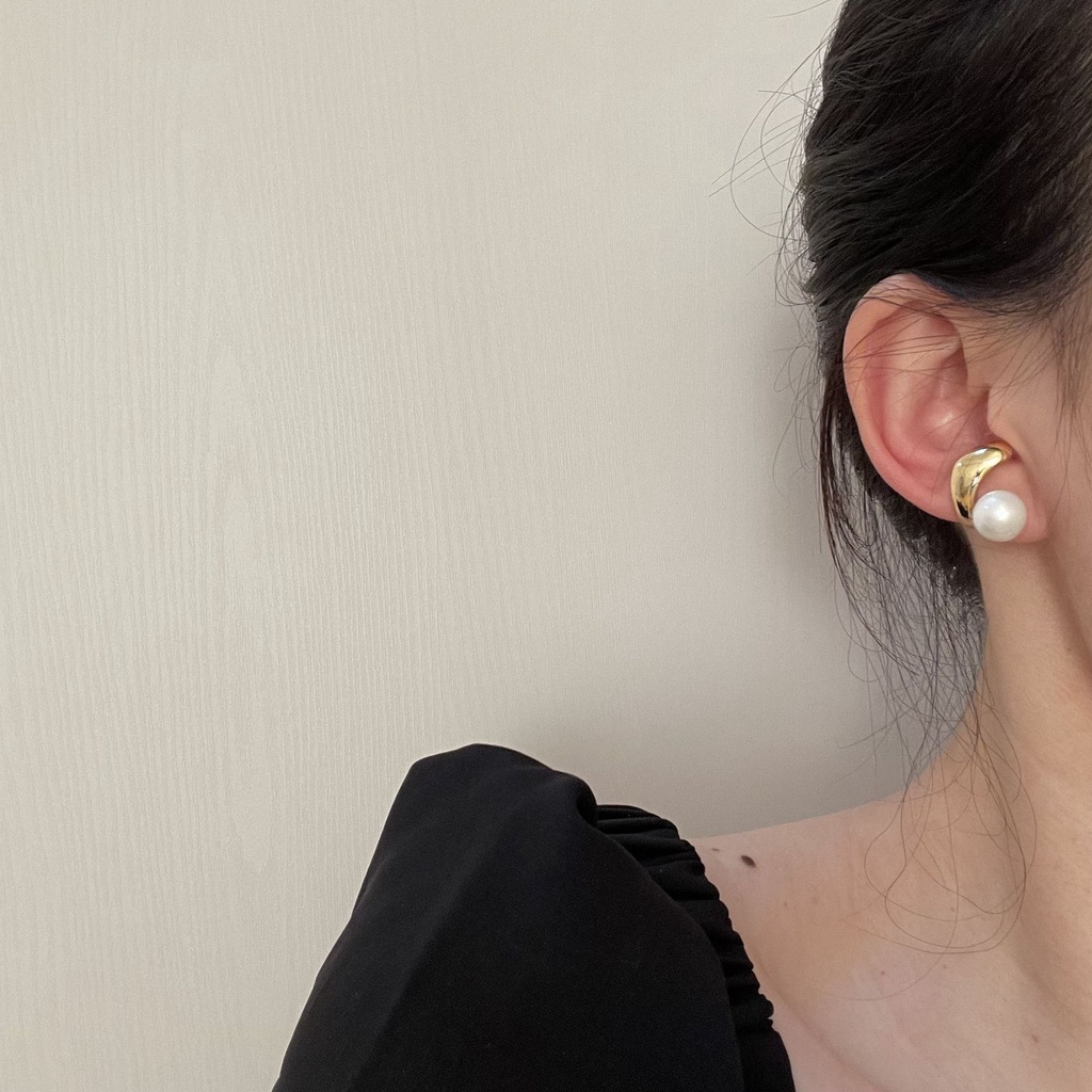 Khuyên tai dạng kẹp hình tròn bằng kim loại đính ngọc trai đơn giản cho nữ