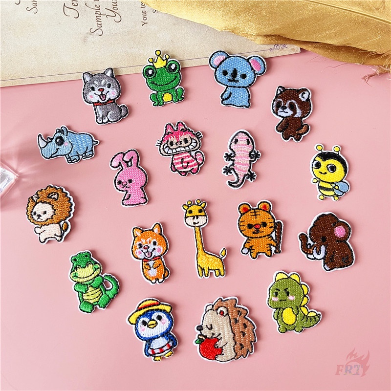 ♥ Miếng Dán Ủi Hình Động Vật Dễ Thương - Ếch / Dinosuar / Cá Sấu / Rhinoceros / Cheshire Cat / Lion ♥ 1 Miếng Vá Quần Áo Hình Huy Hiệu