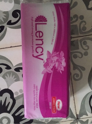 Giấy Lụa Lau Mặt LENCY 560 tờ