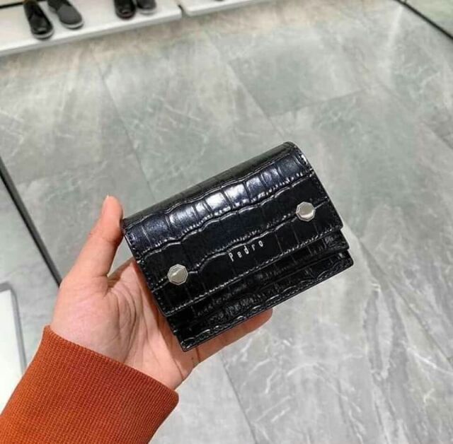 Ví nữ hai khuy vân da cá sấu Full Hộp Full tag đủ 3 màu | BigBuy360 - bigbuy360.vn