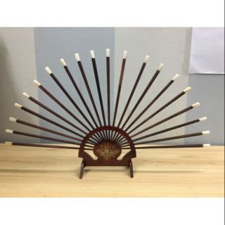 Đũa thờ gỗ trắc cẩn ốc cắm xòe cao cấp