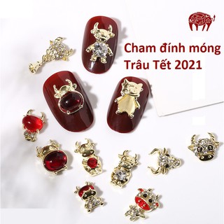 Charm trâu Tết 2021 đính móng