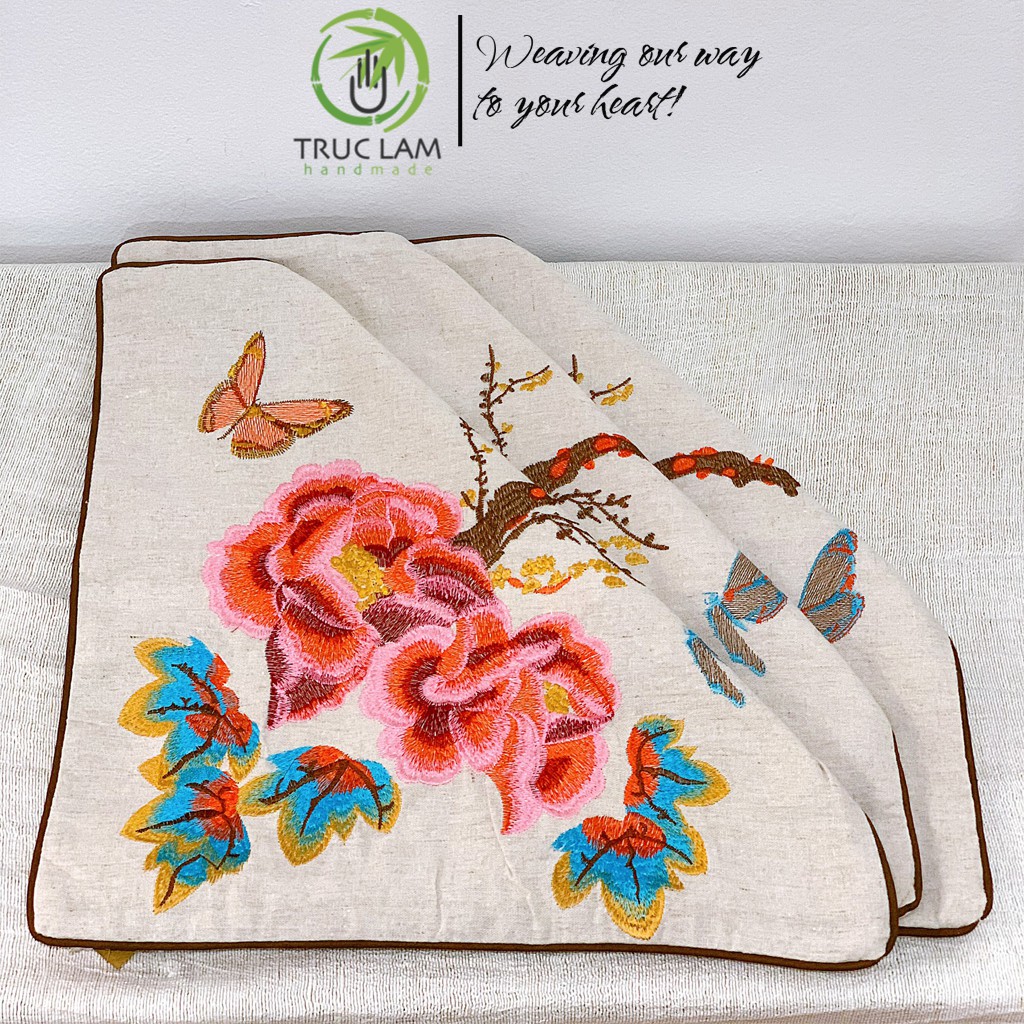 Gối/Vỏ Gối Vuông Tựa Lưng Sofa (45x45) Trang Trí Phòng Vải Linen Thêu Thủ Công Hoa Mẫu Đơn - Trúc Lâm Handmade
