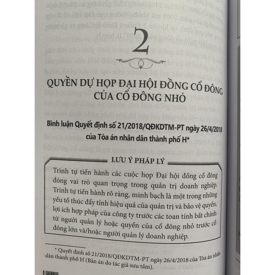 Sách luật - Quản trị công ty thực chiến bản án và bình luận án