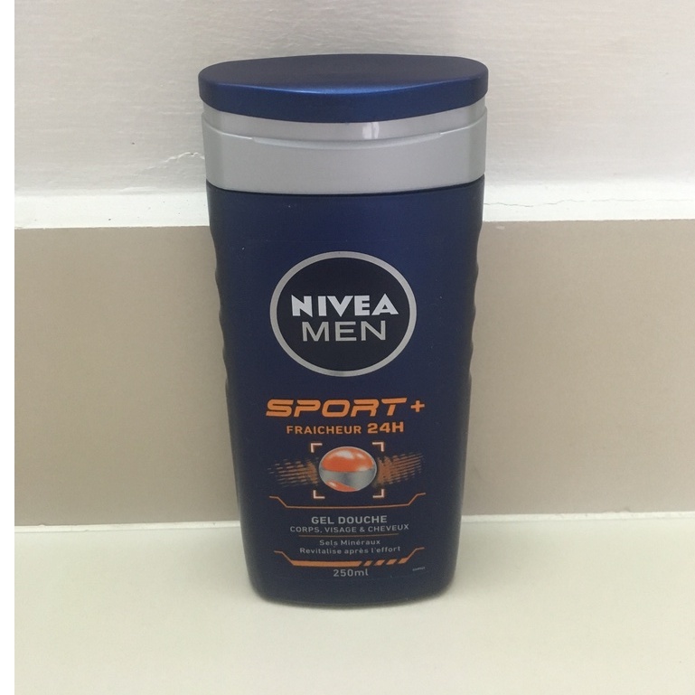Sữa tắm gội dành cho nam NIVEA Men 250ml