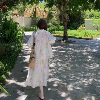 kumivn set váy hoa màu be nhạt