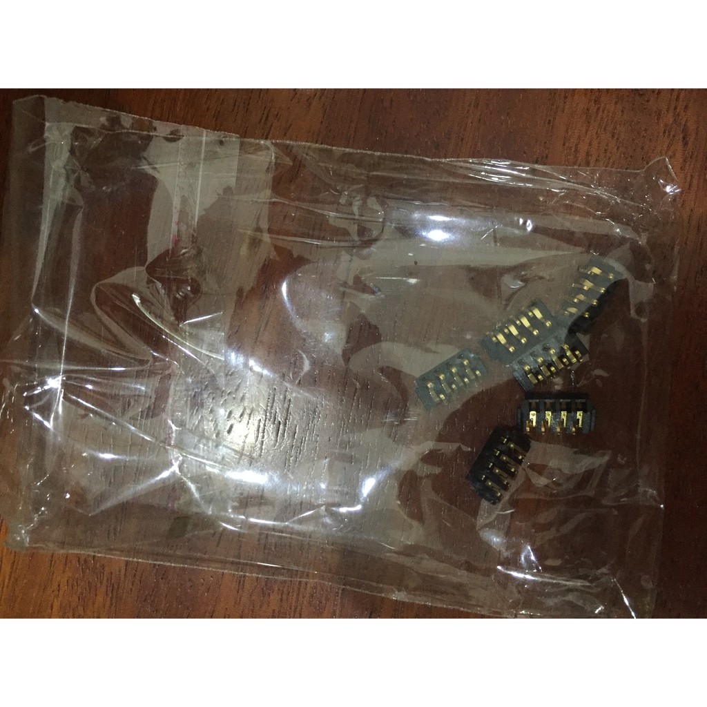 chân pin blackberry 8300/8310/8320.