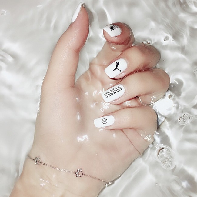 Sticker 3D - Hình dán móng tay thương hiệu