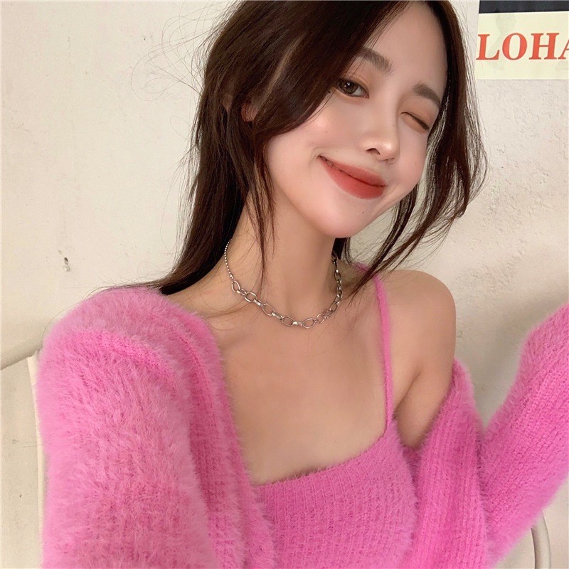 Set áo 2 dây + áo khoác lông hồng/trắng xinh xắn phong cách thu đông