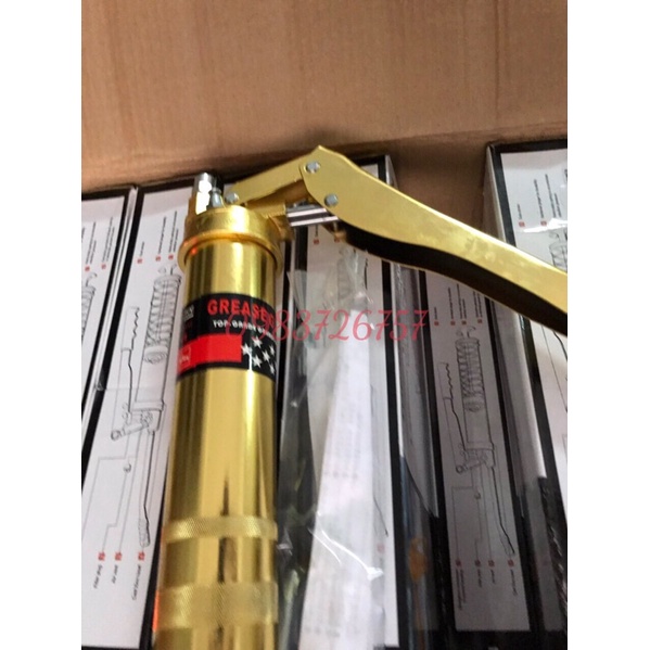 Bơm mỡ nhồi 900 CC - 2 ty đẩy mua nhiều zalo 0983726757