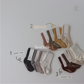 Set 4 đôi tất bắp Peekaboo