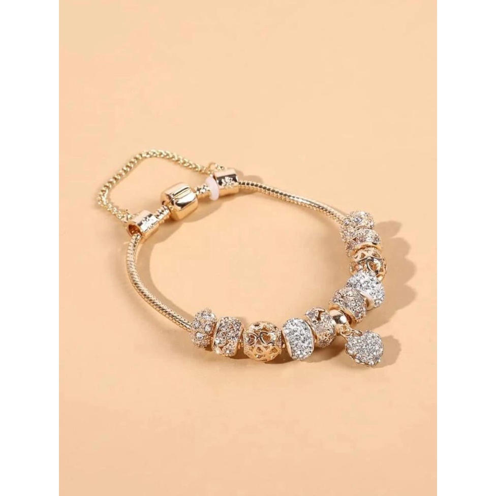 Vòng tay Authentic hãng Uk lắc tay gắn chảm đính đá ngọc mạ vàng sang trọng thời trang | BigBuy360 - bigbuy360.vn