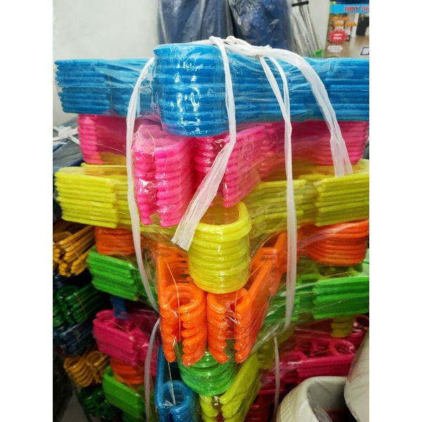 Móc Nhựa Màu Trong, Treo quần áo đa năng