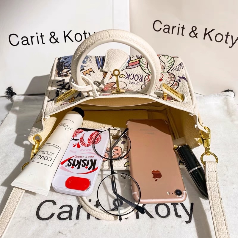 Túi xách Carti&Koty in hoạ tiết siêu dễ thương da đẹp kèm feedback thật