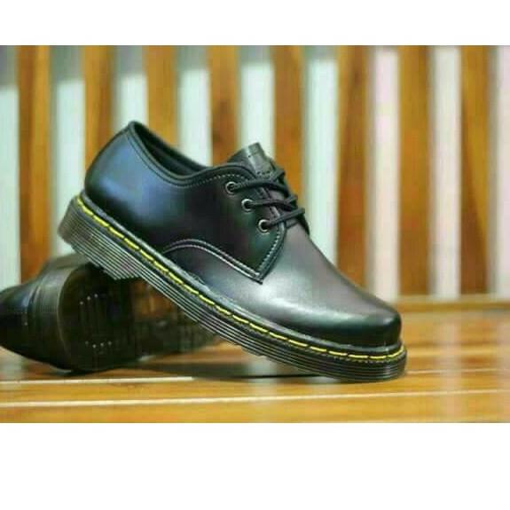 Bác sĩ Calgw. Giày Bốt Martens Docmart Cổ Thấp Phối Màu Đen Nâu Cá Tính Cho Nam Và Nữ
