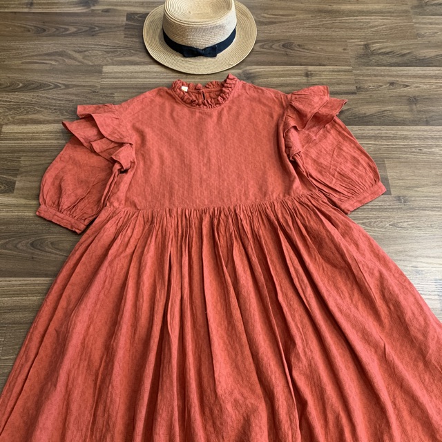 Đầm cam babydoll tiểu thư