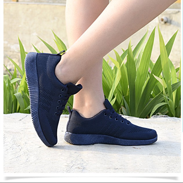 Giày Thể Thao Nữ sneakers Thoáng khí ôm chân chống trơn nhẹ mềm êm thời trang hd15