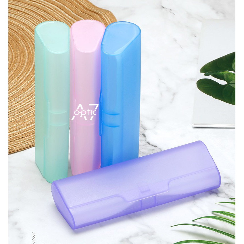 Hộp đựng kính chống sốc - [Tặng kèm khăn lau kính microfiber]