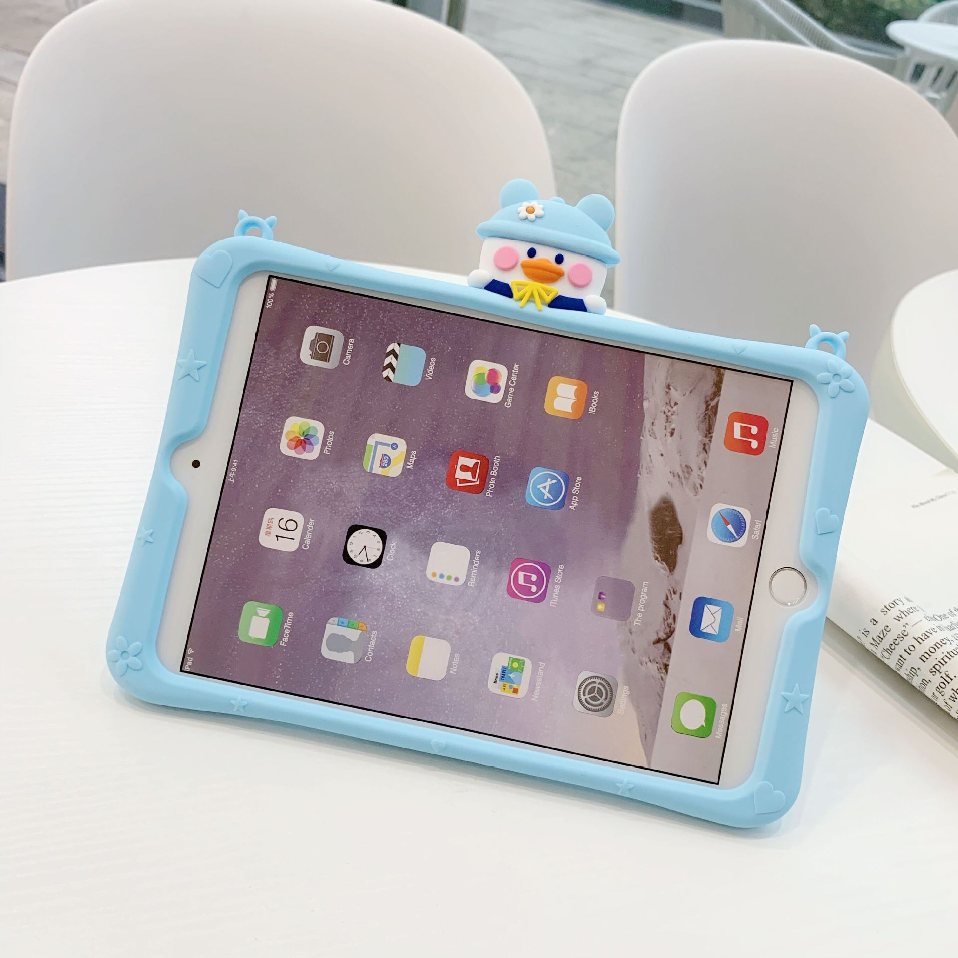 Ốp Máy Tính Bảng Silicon Hình Chú Vịt Đội Nón Dễ Thương Có Thể Điều Chỉnh Và Giá Đỡ Cho Ipad 2 / 3 / 4 Apple Ipad10.2